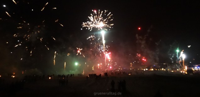 Feuerwerk am Strand in Warnemünde 2015